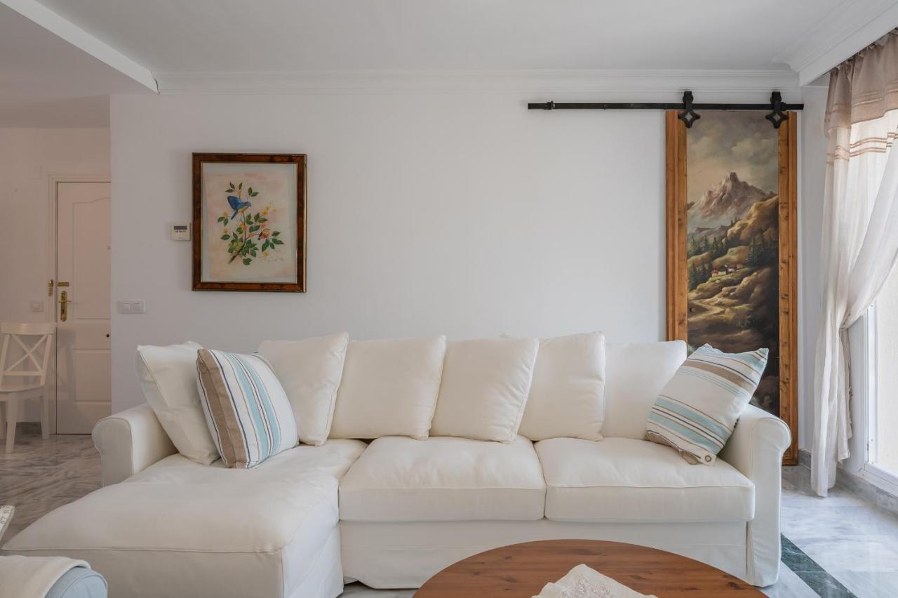 Apartamentos Las Terrazas Marbella Bagian luar foto