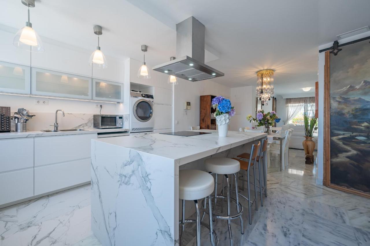 Apartamentos Las Terrazas Marbella Bagian luar foto